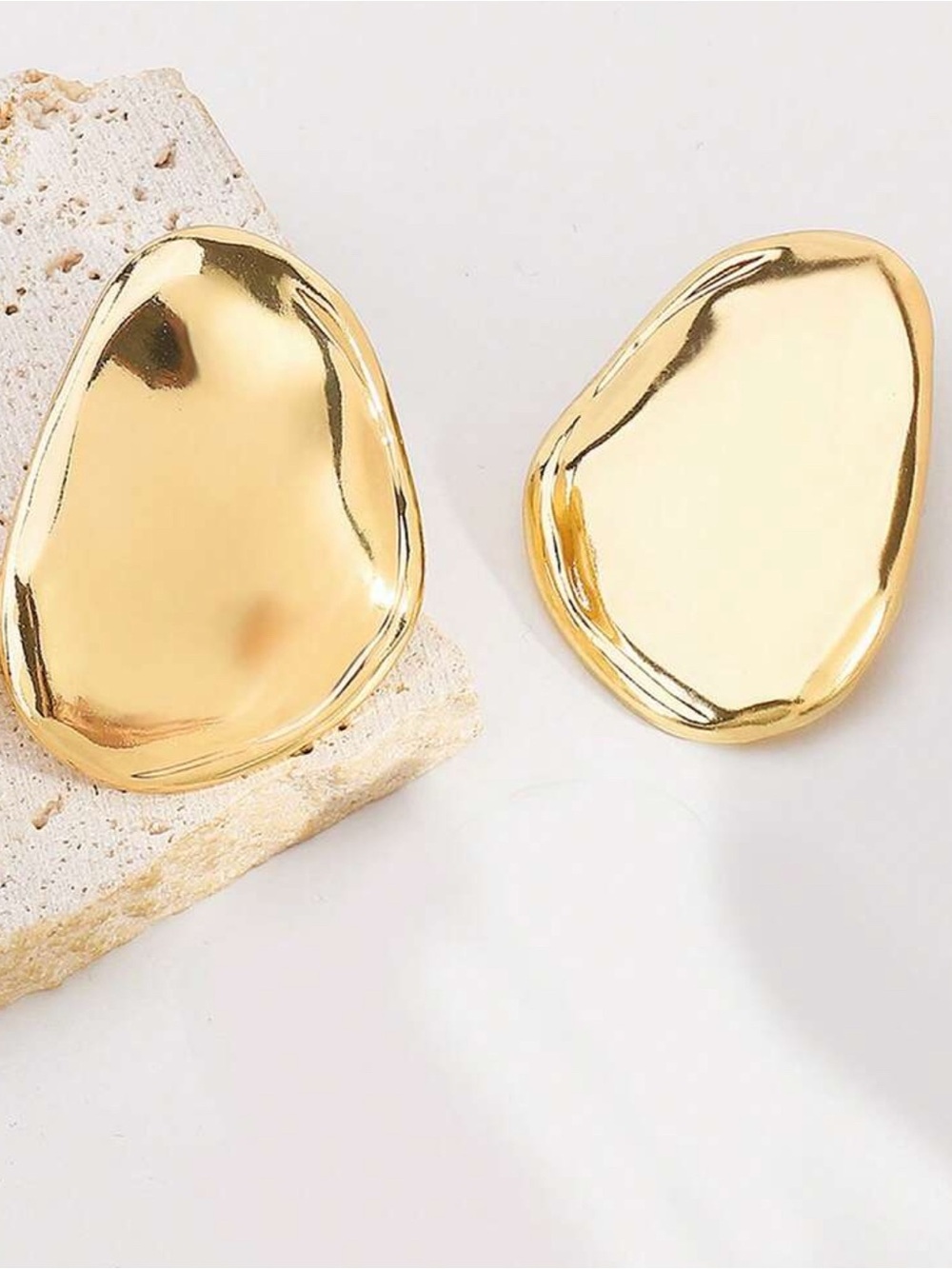 Oversized Gold Irregular Organic-Shaped Stud Earrings NEW B02-03